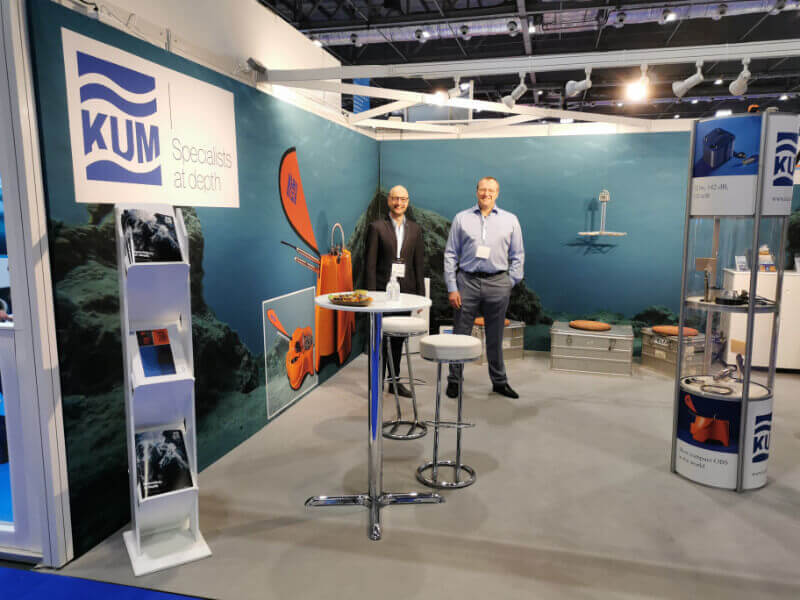 Dr. Florian Schmid and Arne Schwenk at the K.U.M. booth